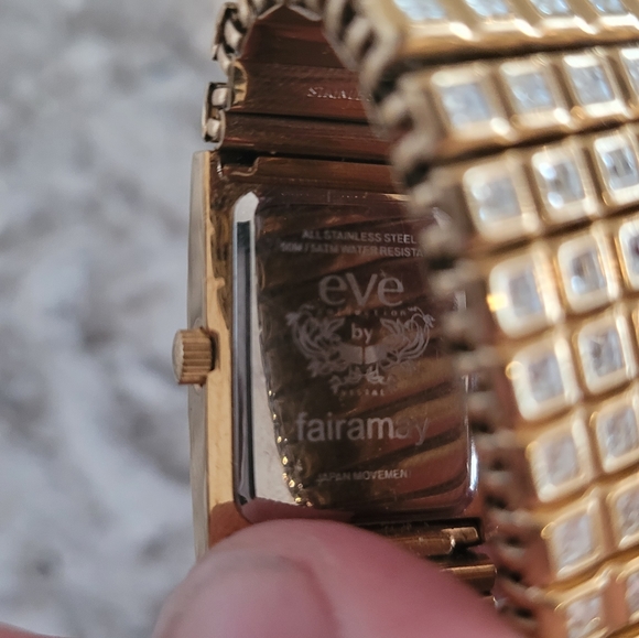 Eve by Vestal Fairamay - Picture 2 of 4